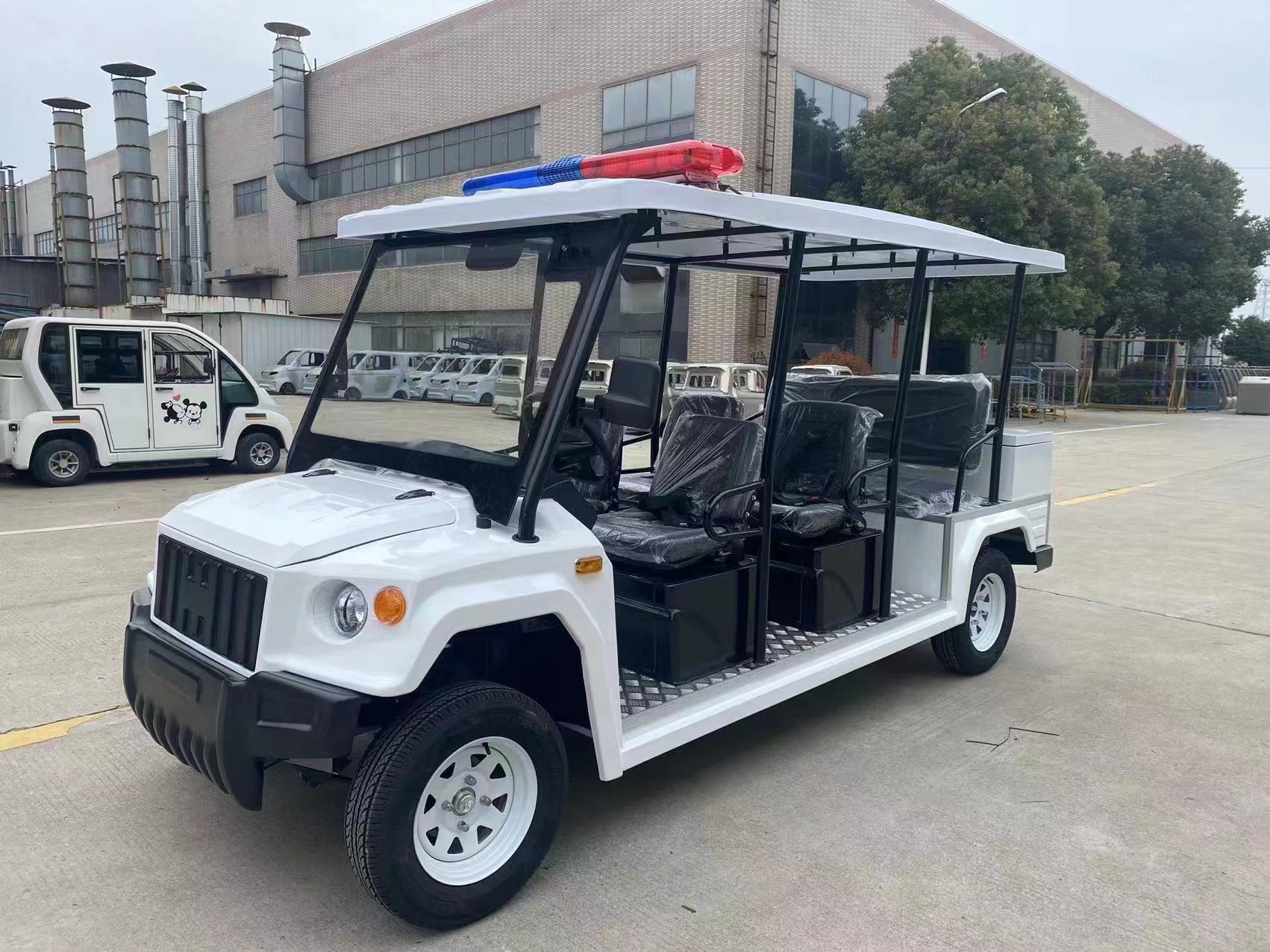 8座電動巡邏車