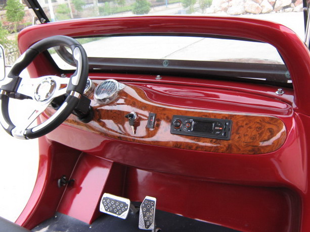 C款8座電動(dòng)老爺車(chē)